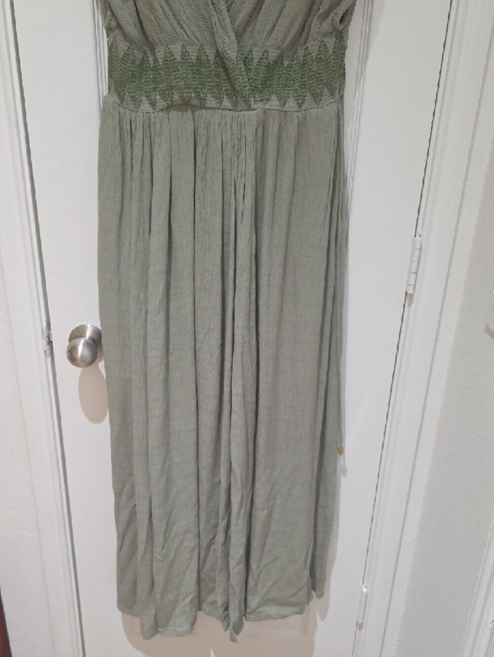 Free People Devon Midi Maxi Smocked Sage Green Dress Size L *tiny hole on back - Picture 4 of 10